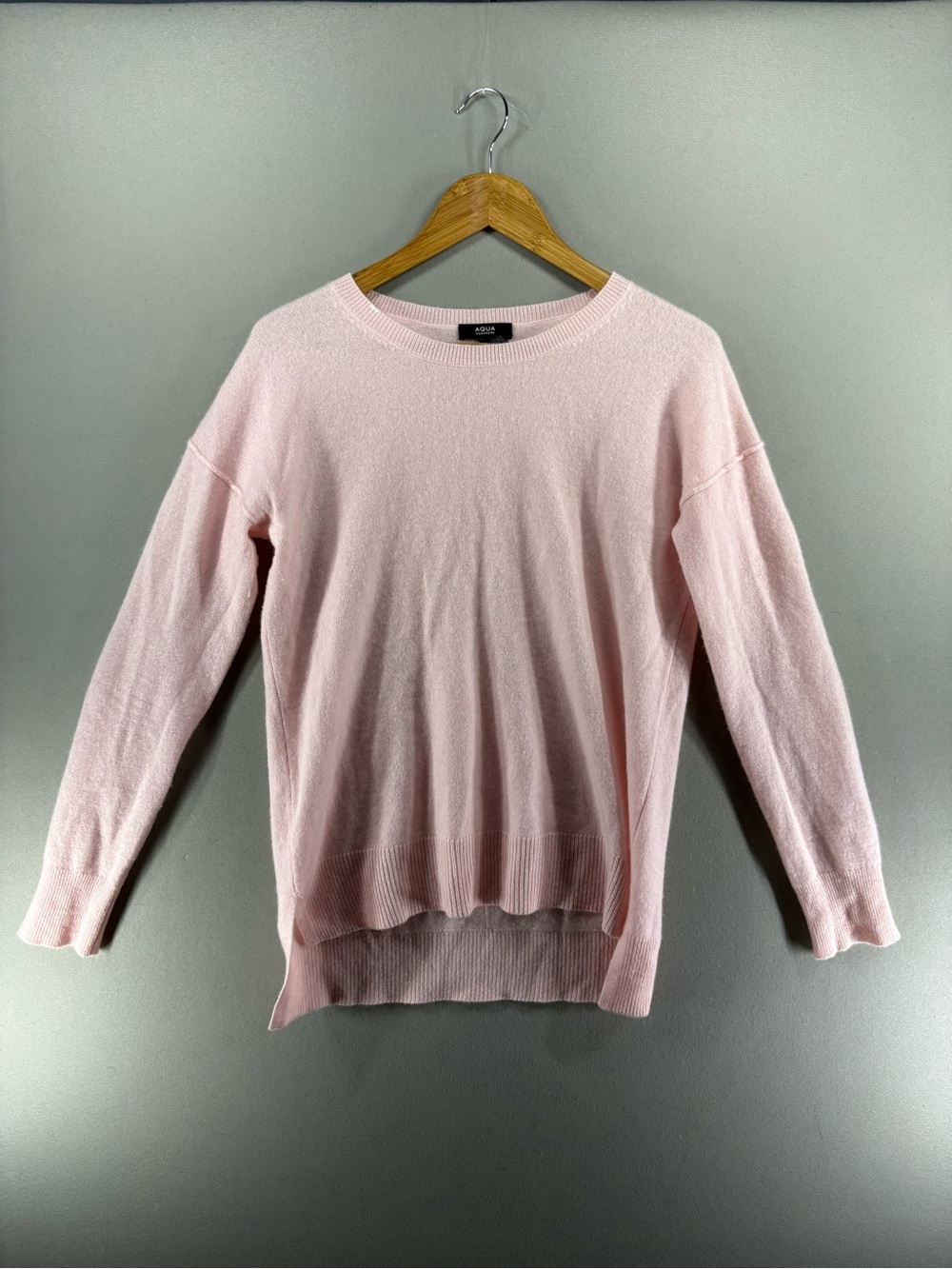 Aqua Cashmere Sweater Womens M Medium Pink  Crew Neck